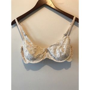 🔻Sold🔻Victoria’s Secret Very Sexy Lace Bra